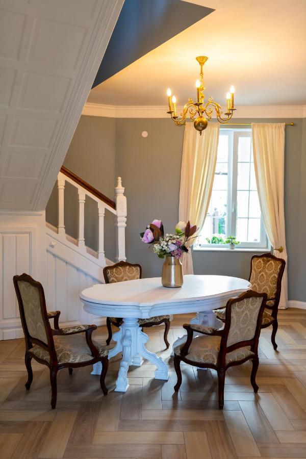 The Corner House Apartment Hunedoara Luaran gambar